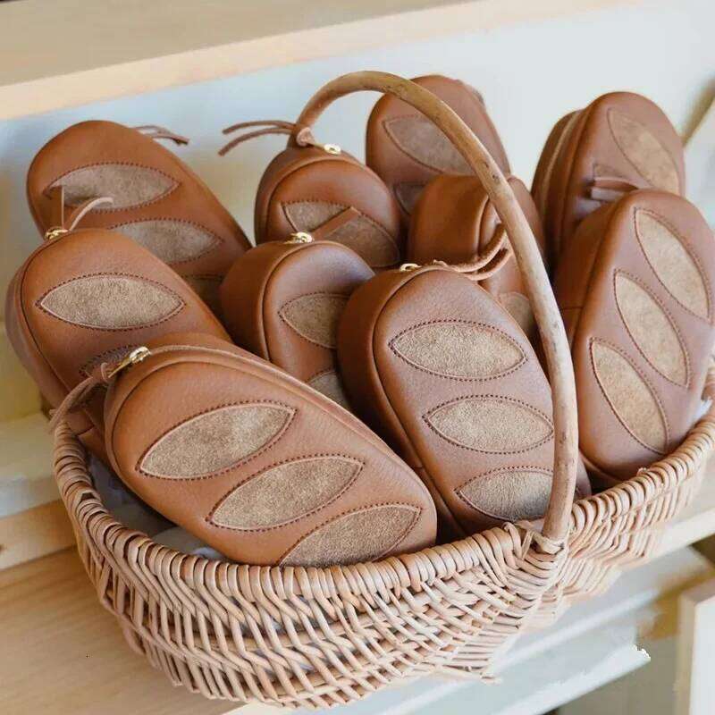 1Pc Creative Bread Design Women Crossbody Funny Cute Shoulder Bags Vintage Trend Cosmetic Bag Small Female Purses