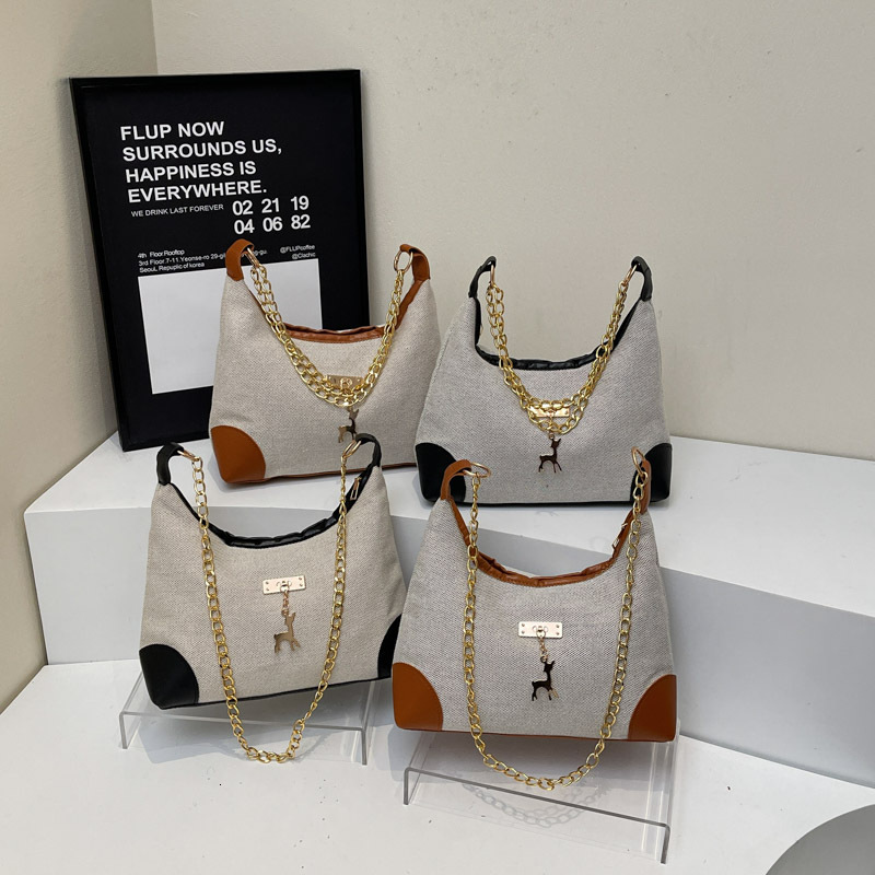 Top brand high-quality new free designer bag 202 new multifunctional bag fashionable shoulder bag unique high-end niche armpit bag brand new free desi