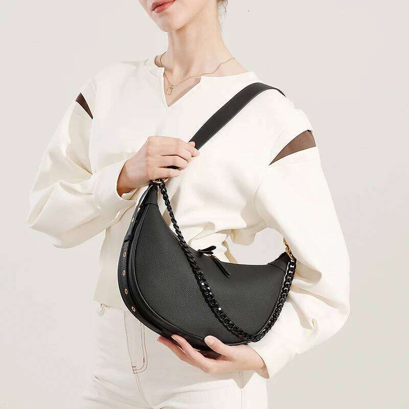 2025 New Women's 100% Genuine Leather Half Moon Chain Bag Designer Cowhide Women Crossbody Shoulder Bags 2988