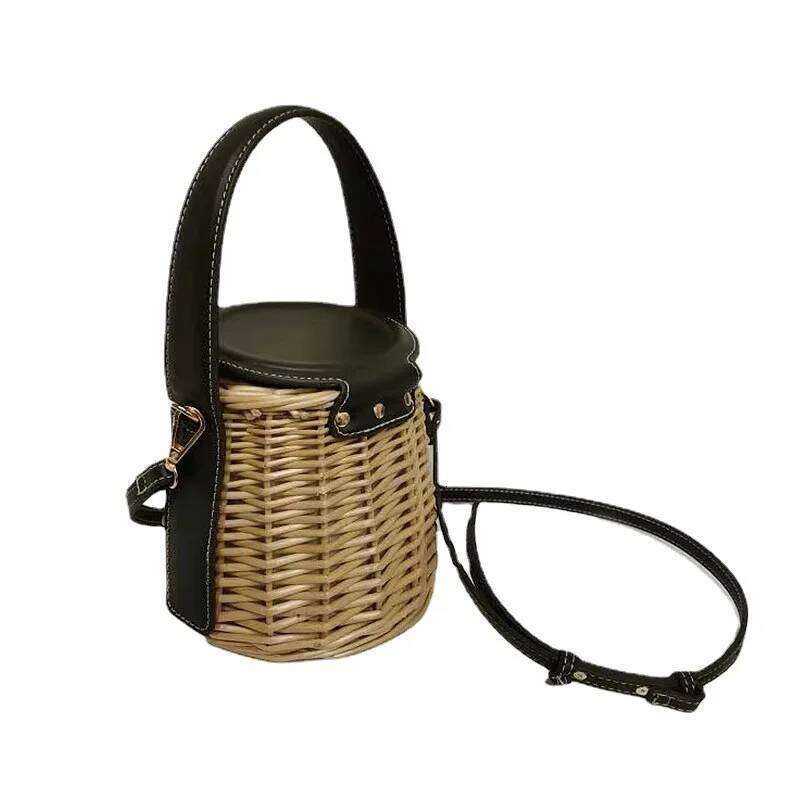 Summer Women's New Straw Weaving Beach Bucket Bohemian Designer Handmade Natural Color Basket Shoulder Bag Rattan Handbag