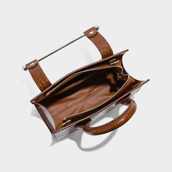 Free Shipping Summer New Luxury Fashion Handbag Niche Large Designer Bags Capacity High-end Sense Single Shoulder Crossbody Crocodile Pattern Small Sq