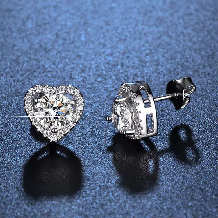 JS Moissanite Earrings S925 Silver New Simple Atmosphere Heart-shaped Love Factory Wholesale