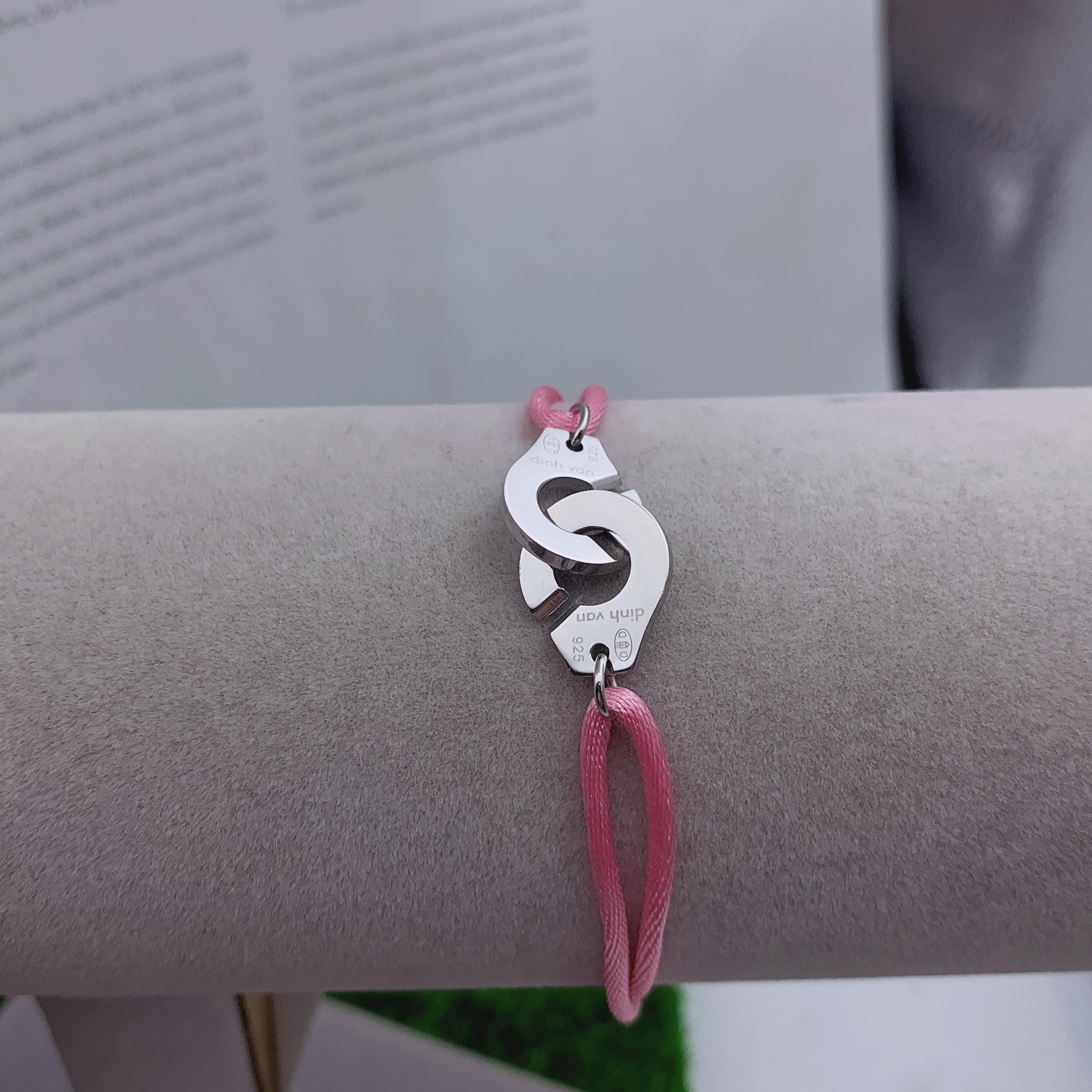 FewDook 2025 New High Quailty Hand-Woven Stainless Steel Handcuffs Bracelet Couple Rope Bracelet Multi-color titanium Ornament for Women