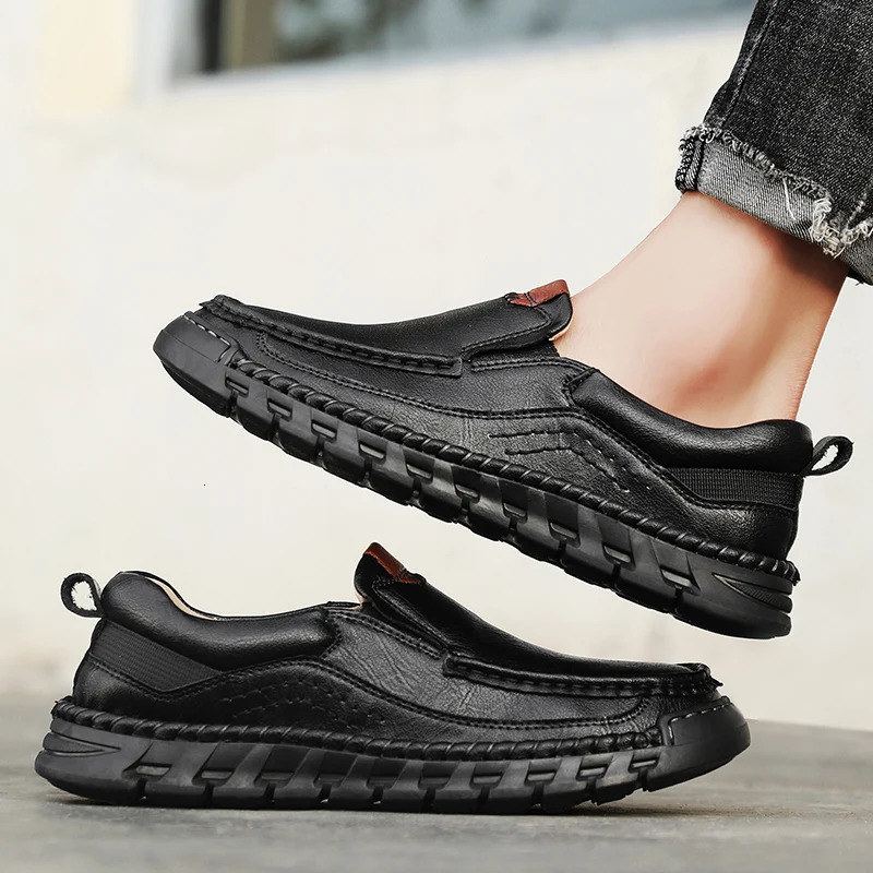 Men Casual Shoes Handmade Leather Loafers Comfortable Mens Shoes Quality Split Leather Flat Moccasins Men Sneakers 250605