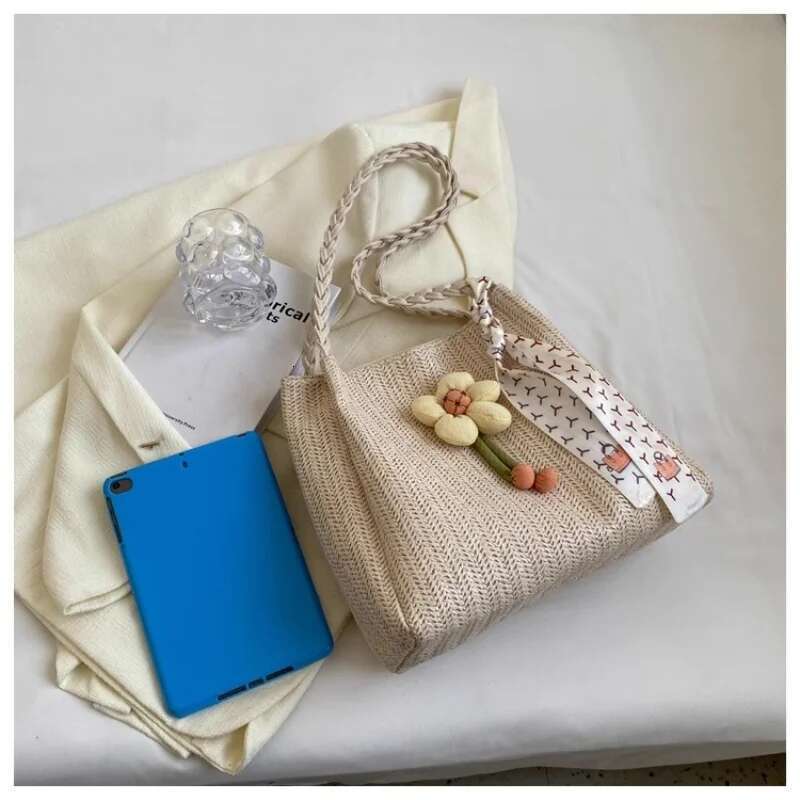 Niche Woven Bucket New Class Commuter Tote Women Large Capacity Temperament Holiday Shoulder Vintage Korean Straw Bag