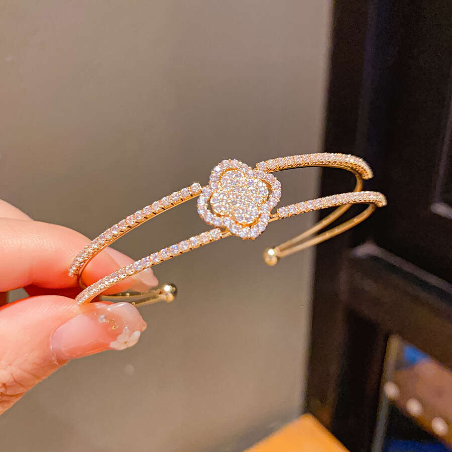 designer bracelet Zircon Lucky Clover Double Layer Open Light High-end Fashion Temperament Bracelet Palace Style Jewelry for Women with gift box