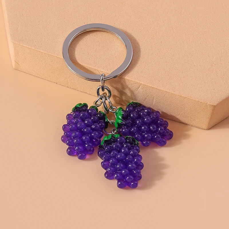 Cute Resin Simulation Fruit Keychain Grape Key Ring Pendant for Car Key Holder Women Girls Handbag Decor Handmade Jewelry Gift 250606
