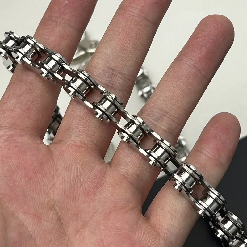 Japanese Trend Thick pants chain Hip hop punk style Essential for Going Out Bicycle chain style Jeans waist decoration 250530