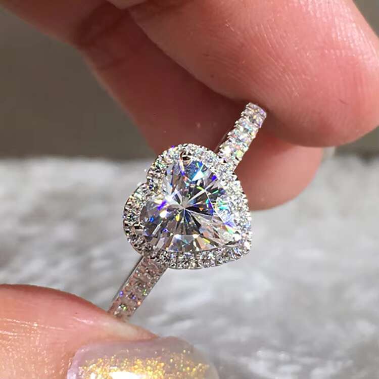 Simple Jewelry 14K Yellow Gold D VVS1 Moissanite Diamond Rings Halo Engagement Ring for Women