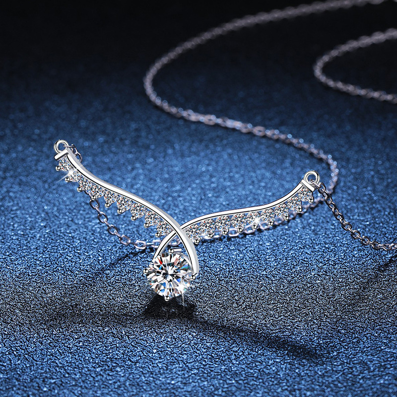 Sophisticated Ladies' S925 Sterling Silver 1ct Moissanite Angel Wings Necklace - A Touch of Elegance