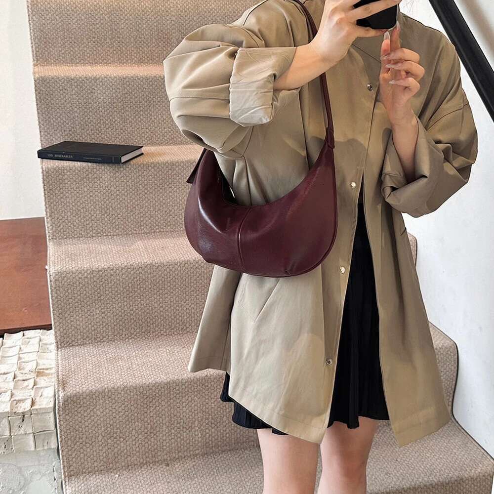 Retro Hobo PU Leather Crossbody with Adjustable Strap Crescent Large Tote Bag for Women Work Shopping Travel