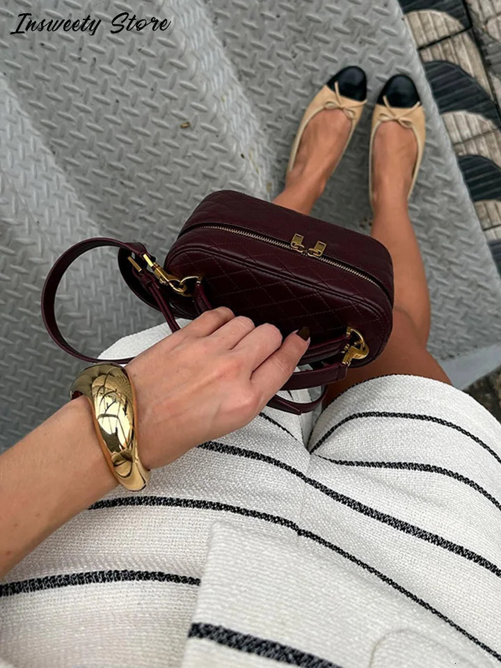 Casual Knitted Striped Shirts Set Women Single-breasted Lapel Half Sleeves Tops Loose High Waist Short 2025 Summer Lady Suit 250605