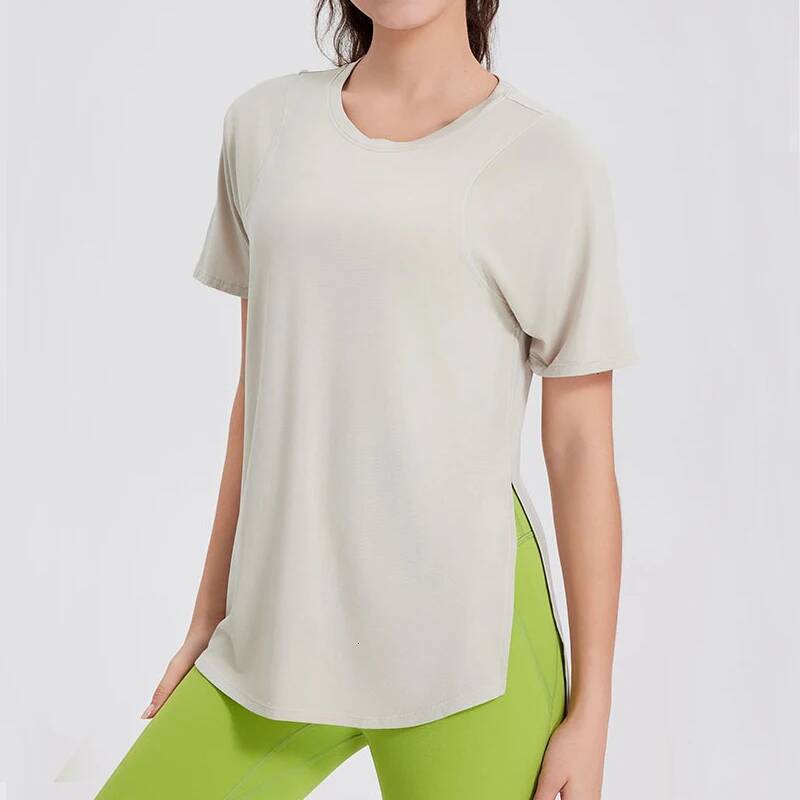 Summer Short Sleeve Yoga T-Shirt Women Rund Neck Loose Outdoor Running Top Breathable Quick Dry Gym Shirt Female Sportswear