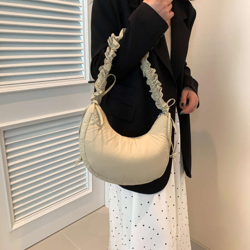 Korean Style Fashion Pleated Dumpling for Women 2025 New Simple Underarm Solid Color Casual Shoulder Crossbody Bag