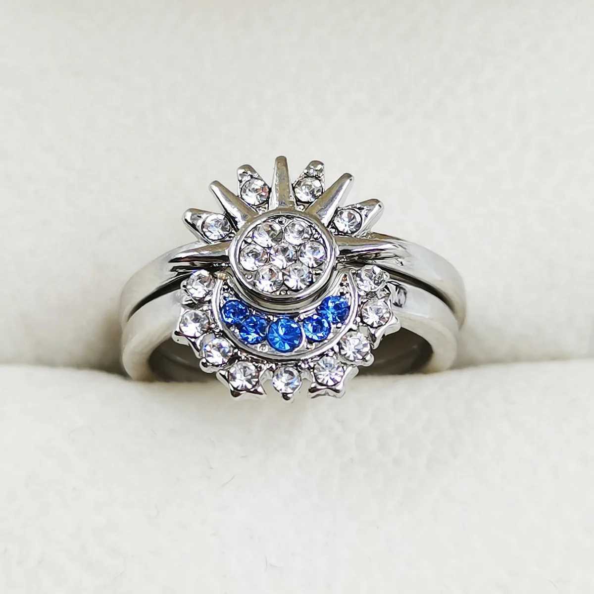 New Hot Selling Classic Shining Sun Moon Couple Ring Blue Studded With Diamonds Charming Fashion Womens Festival Gift W250606