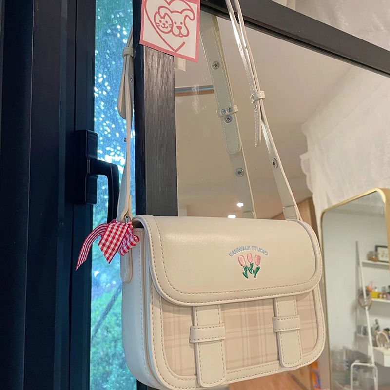 designer Girls' Academy Style Cute Cambridge Bag Tofu Bag Student Casual Versatile High-end Crossbody Bag Shoulder Underarm fashion bag