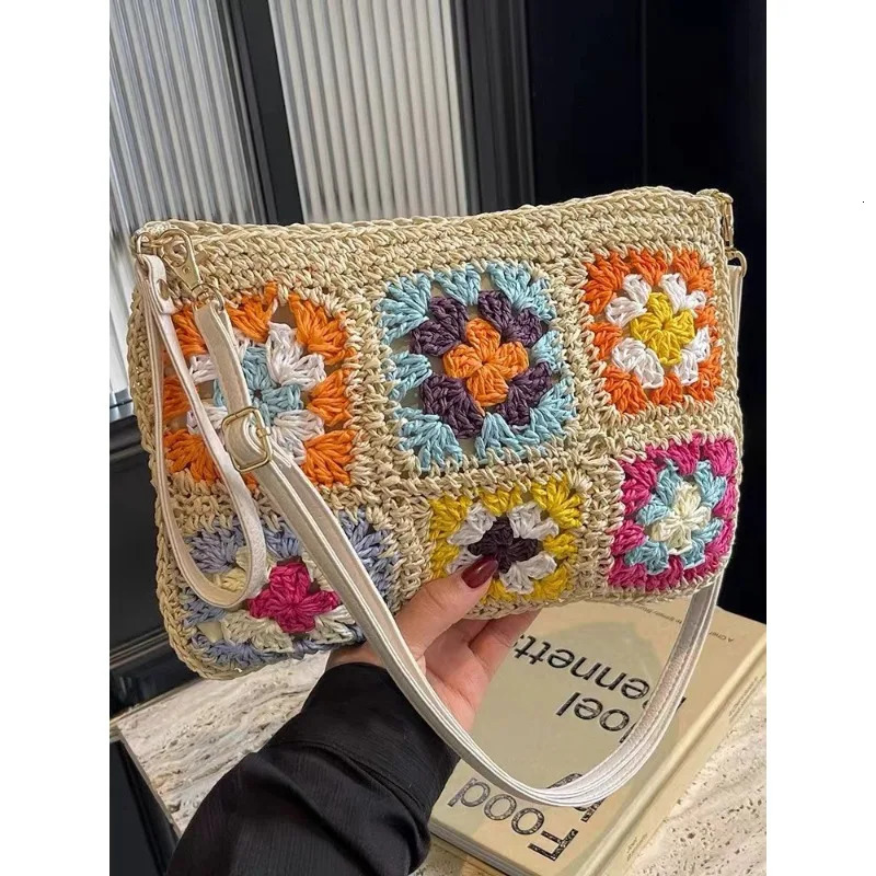 Summer Handmade Hook Retro Flower Crossbody Womens Bag Single Shoulder Paper Rope Crochet Flip Ethnic Style Handbag 250605