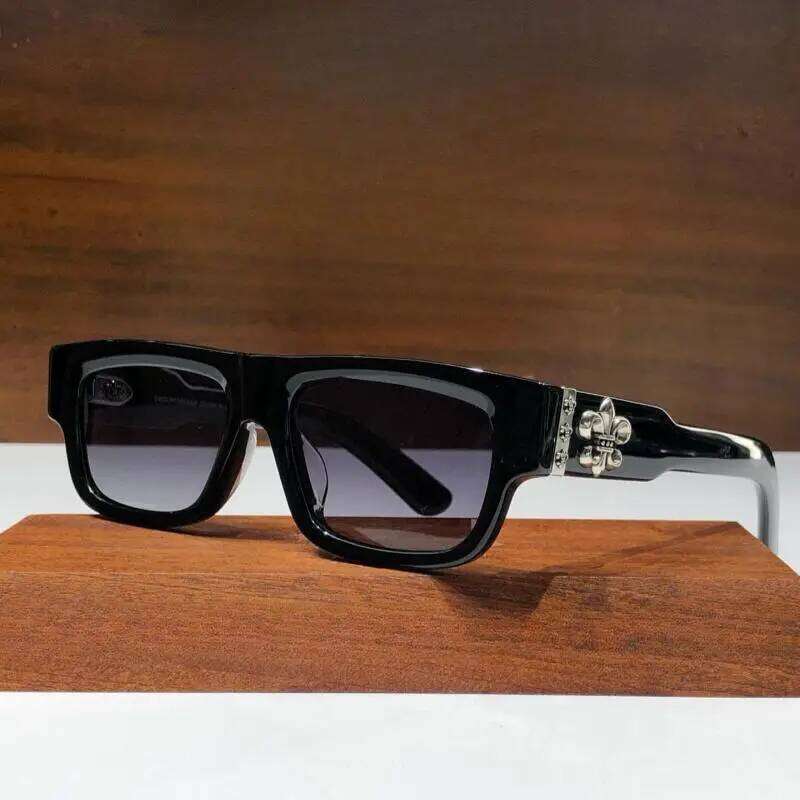 Popular Punk Square Men and Women Sunglasses CH8216 High Quality Acetate Fashion Travel Indoor Versatile Dames Reading Glasses