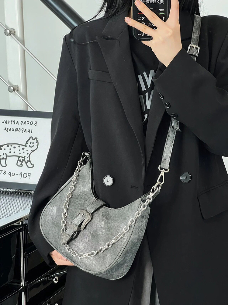 designer Niche Handbags for Women 2025 New High-End Crescent Bag Retro Shoulder Bag Canvas Underarm Bag Chain Handbag