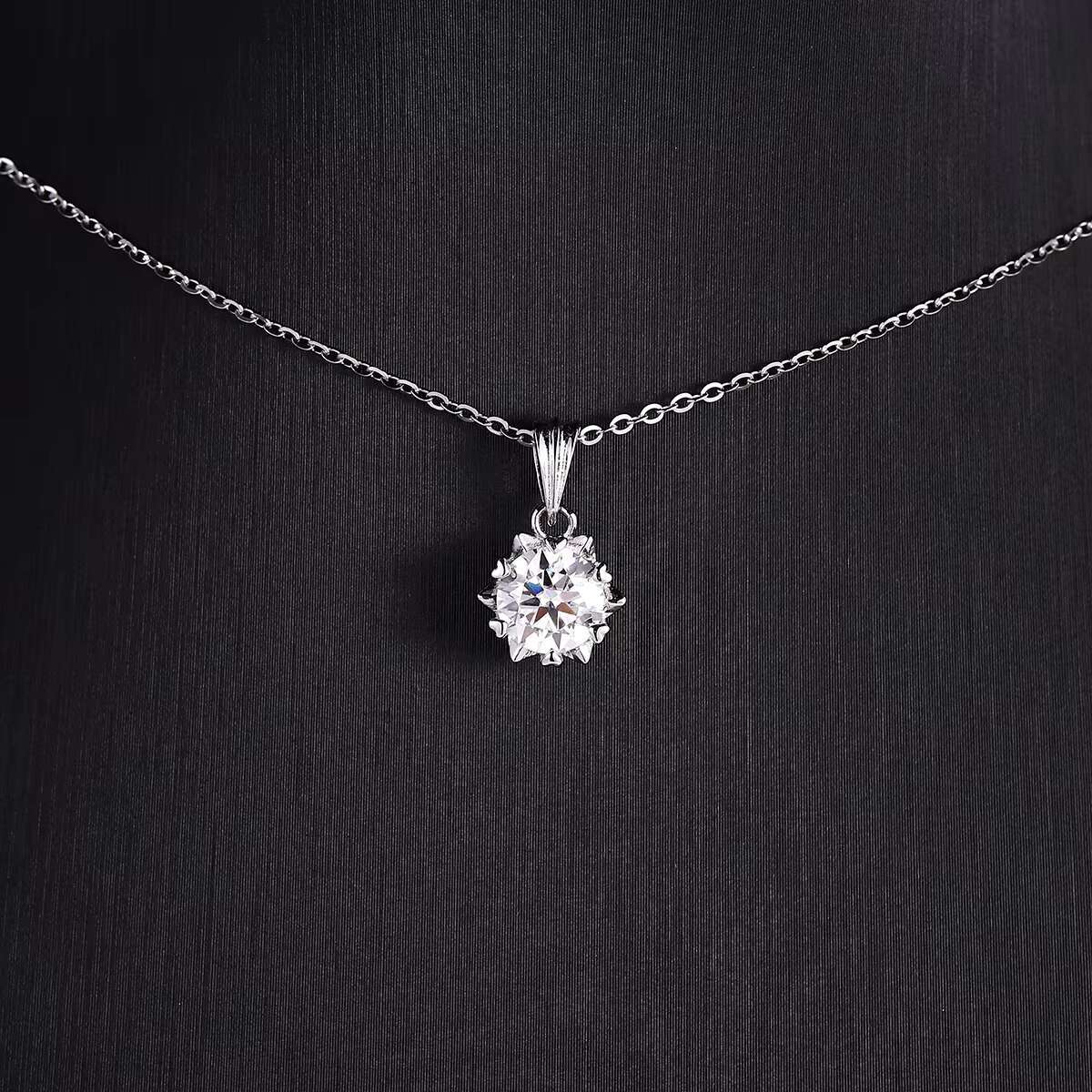 Ready to Ship 2ct Moissanite Pendant Round Brilliant Cut 925 Sterling Silver Charm Pendants Moissanite Diamond Necklace
