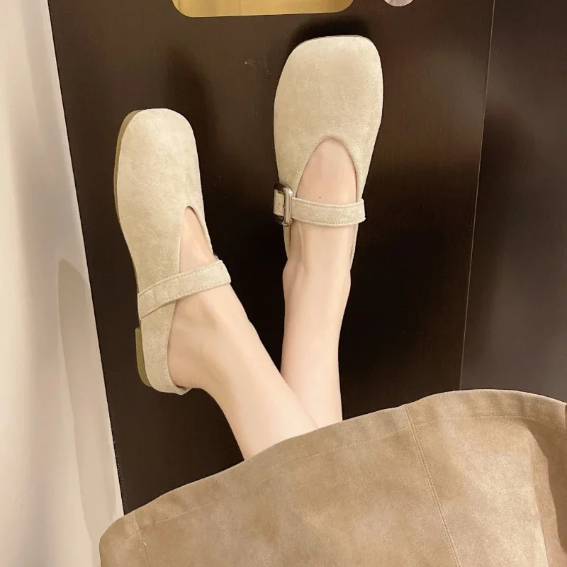 French Retro Baotou Half Slippers Female External Wear Summer Fashion Non-slip Flat Bottom Square Head Shallow Mouth Single Shoe 250603