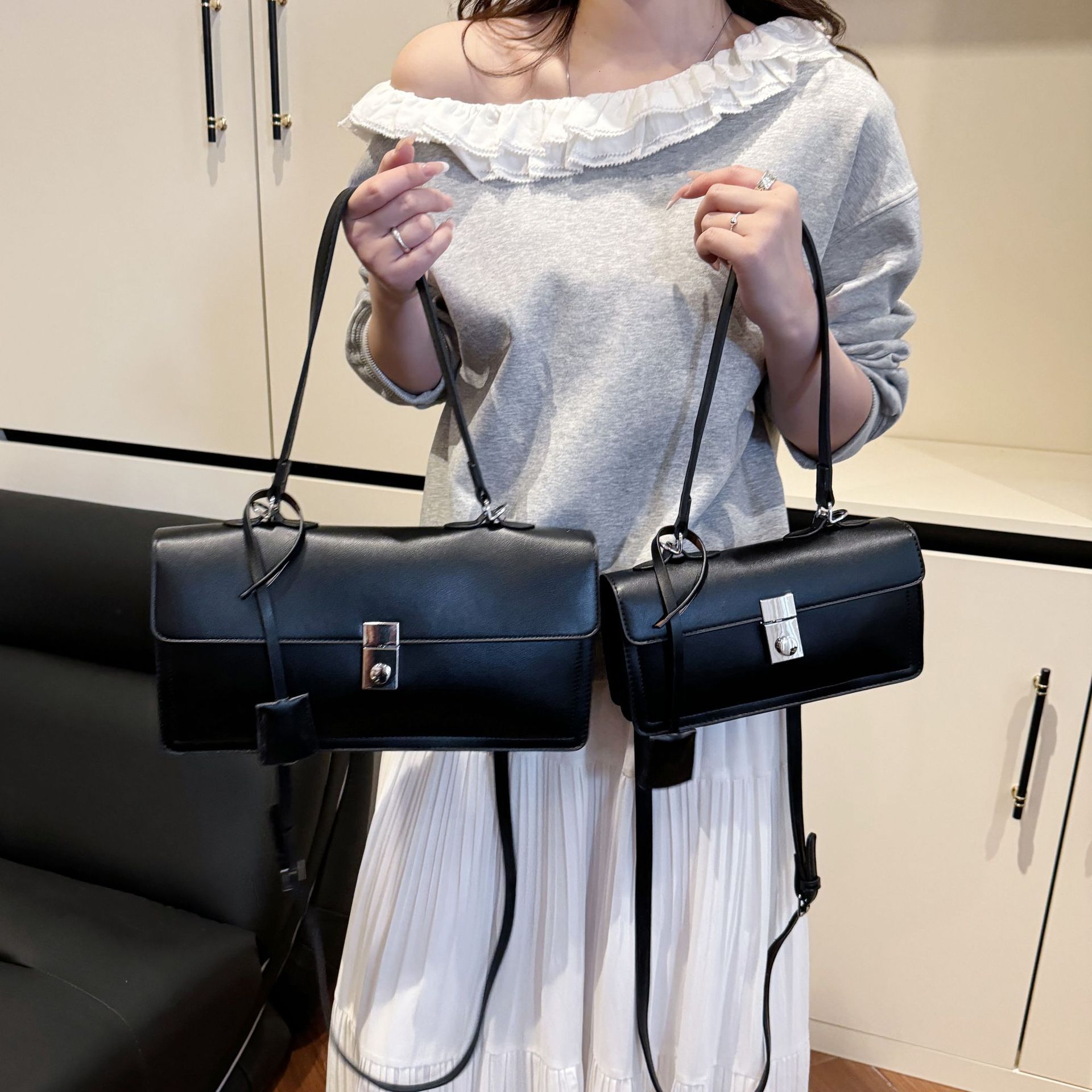 designer bag Korean Style Fashion Versatile Large Bag for Women 2025 New Retro Casual High-end Crossbody Underarm Tote Bag