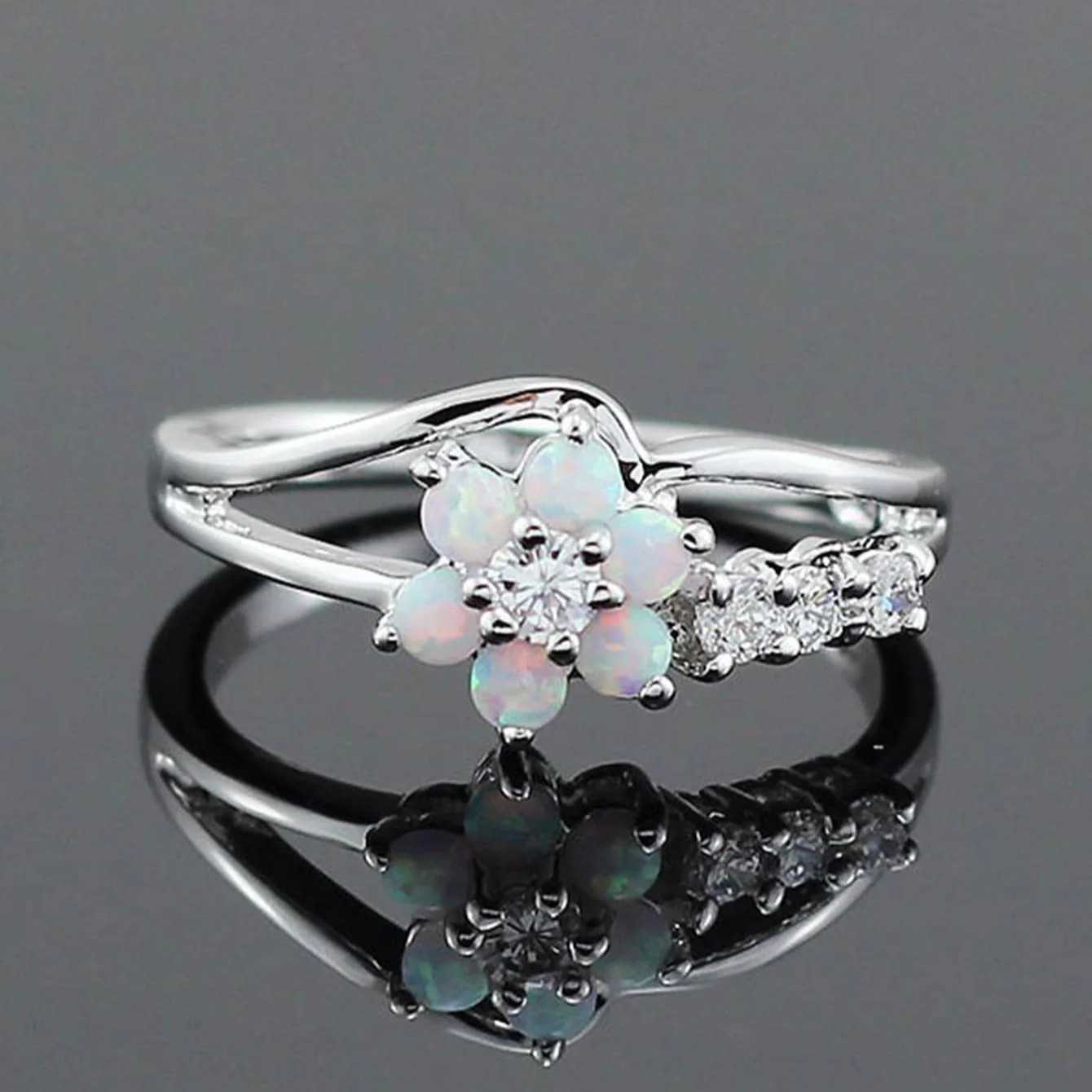 1 PC Fashion Cubic Zirconia Faux Opal Ring For Women Wedding Party Valentines Day Gift W250606