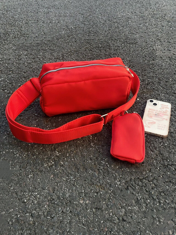 designer Korean Style Simple Red Casual Toast Bag Nylon Crossbody Pillow Bag for Women Small Square Bag Niche Shoulder Underarm Bag