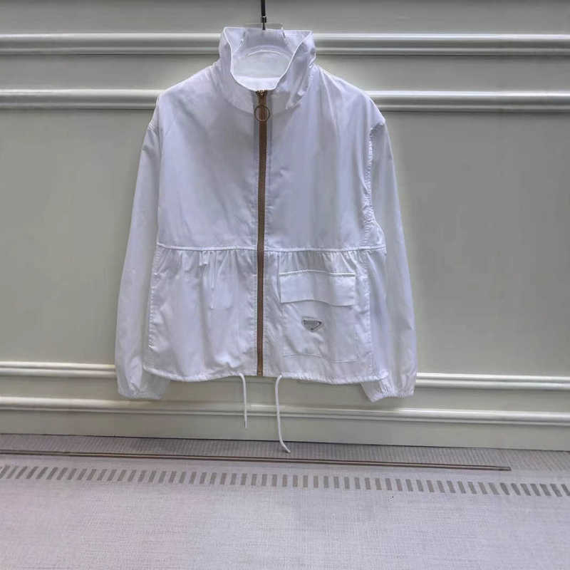 Women's Jackets designer 25 Summer New Triangle Logo Turn-down Collar Sheer Long Sleeve Sunscreen Jacket White Casual Loose Thin Top OAHH