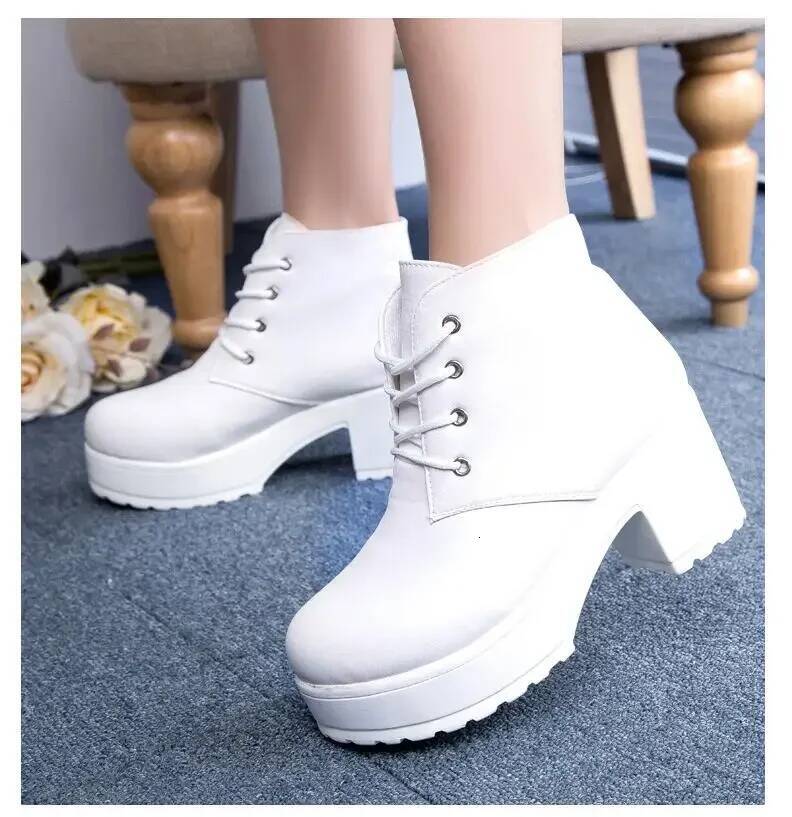 Ddmyoutdoor Women New Fashion Black White Punk Rock Lace Up Platform Heels Ankle Boots Thick Heel Platform Shoes Sdc Outdoor