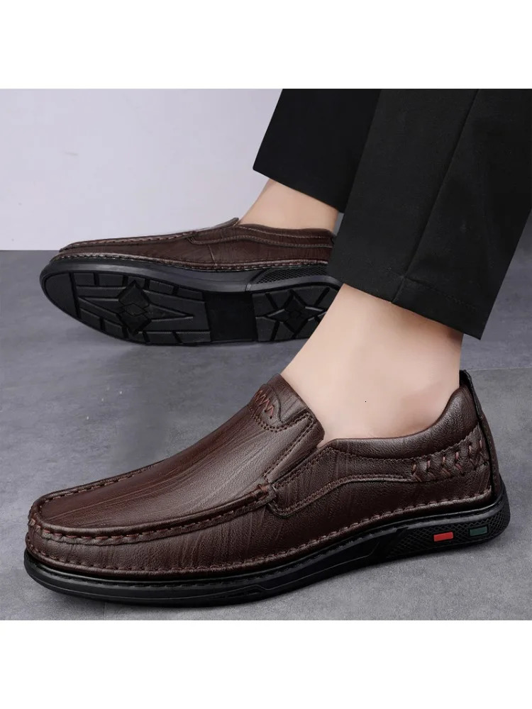 summer simple breathable cowhide mens Doudou shoes cross-border large size classic lazy casual shoes men 250605