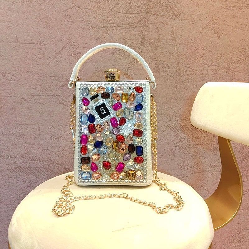 New Free Delivery Designer Bag High-Quality Clip Bag New Women's Shoulder Bag Versatile Cute Fashionable Exquisite Lady Small Bag New Free Delive