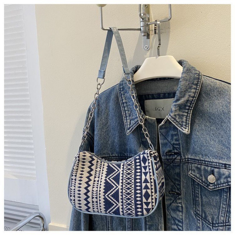 High quality brand high-quality new design free designer bag fashionable design bag embroidered ethnic style chain handbag brand new free designer bag