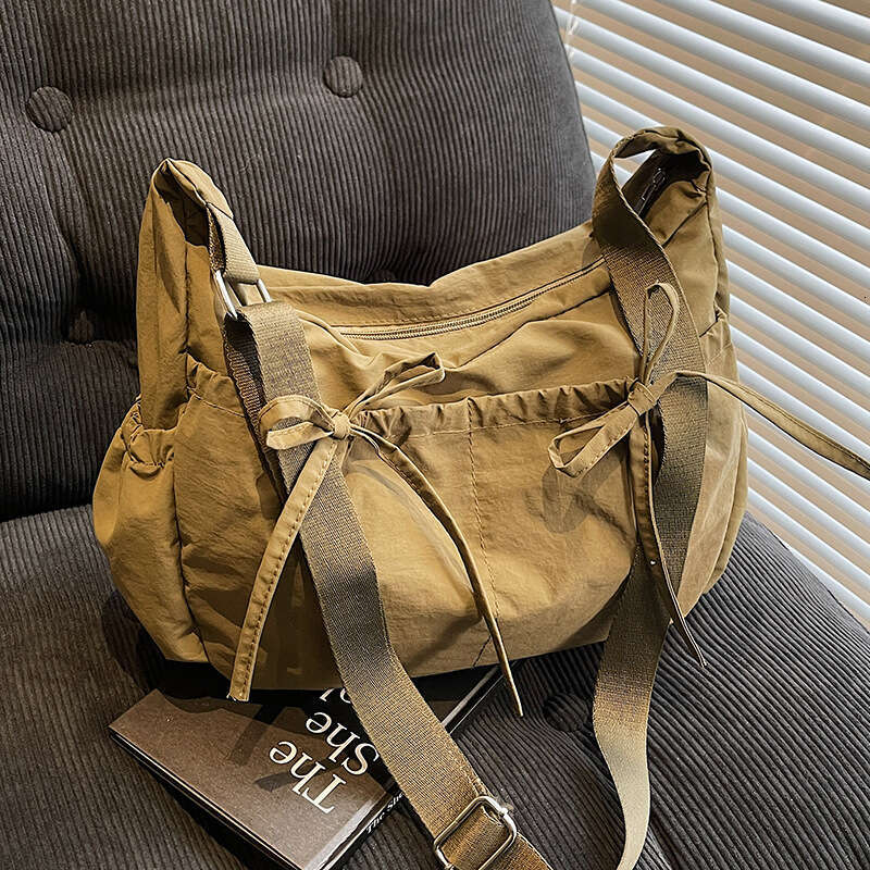 Casual Wrinkled Tote Large Capacity Lightweight Travel Class Commute Crossbody Women's Bag