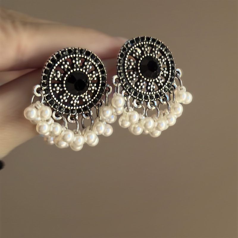 Vintage Inspired Crystal Cultured Pearl Stud Earrings Silver Boho Chic Jewelry for Women