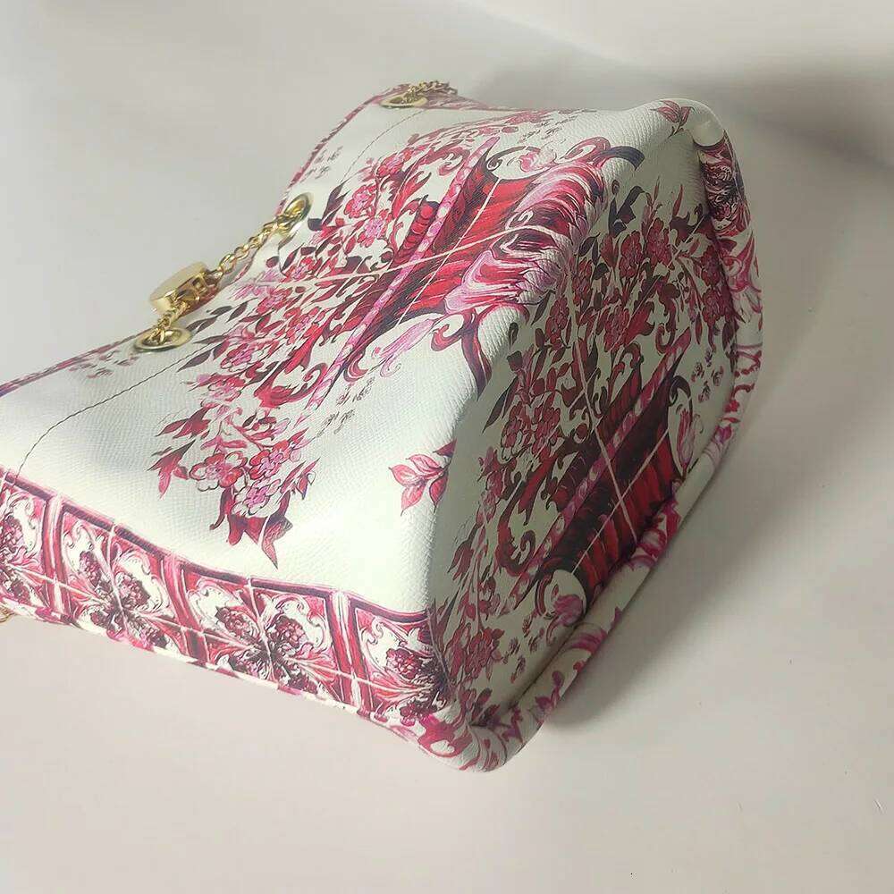 Big Spring/Summer New Women's Crossbody Versatile PU Shoulder Large Capacity Commuter Bucket Bag