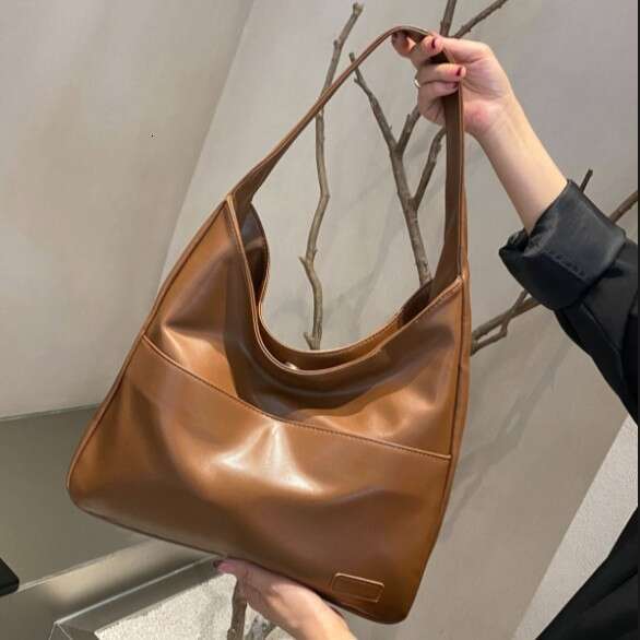 2025 New Lazy Style Soft Leather Tote Women Fashionable Shoulder for College Students Underarm Bag