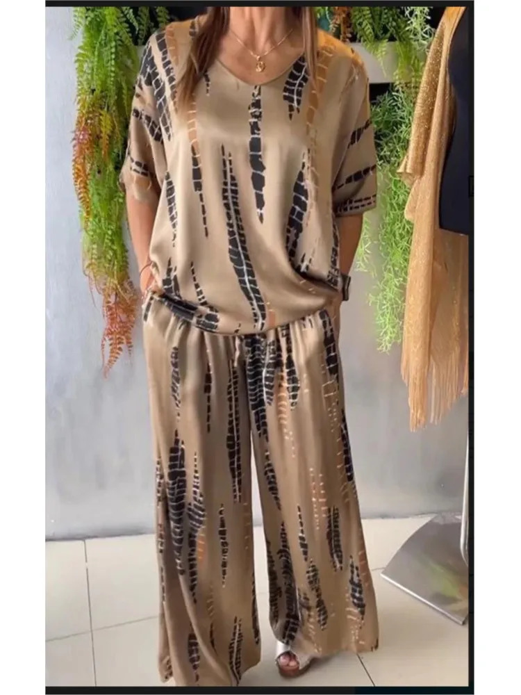 Summer Casual Vintage Printed V-neck Short Sleeve top Wide Leg Pants Suit Women Fashion Two Piece Set Comfortable Outfits 250605