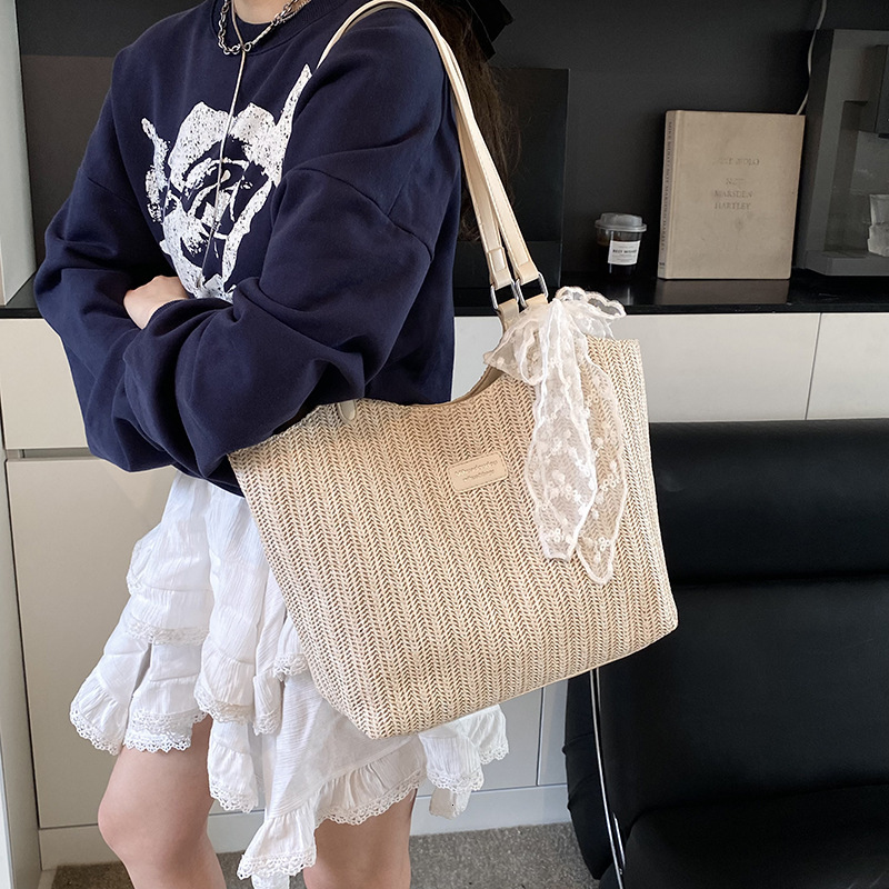 designer Woven Straw Bag for Women, Large Capacity 2025 New Summer Versatile Shoulder Bag, Textured Tote Bag for Class and Commute