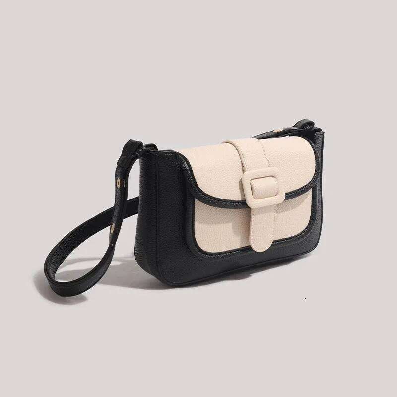 Niche Advanced New Cambridge Fashion All-In-One Underarm Female Design Small Square Student Style Crossbody Bag
