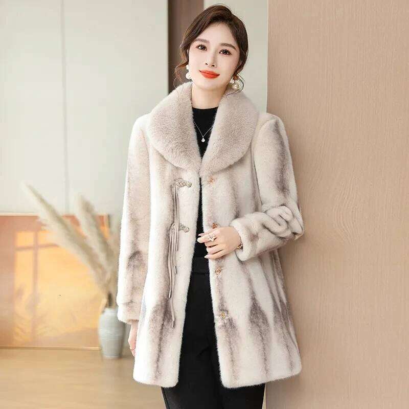 Mink Fleece Coat Women's Winter Noble Thickened Warm Loose High End Rich Lady Long Sleeved Fur One Piece Mom's Clothing