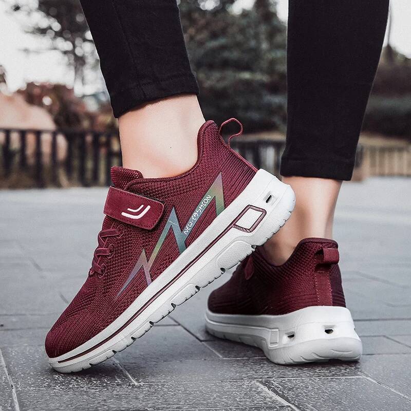 Ddmyoutdoor Sneakers Men S New Spring Outdoor Walking Thick Bottom Anti Slip Mountaineering Breathable Couple Large Casual Sports Shoes Outdoor Shoes