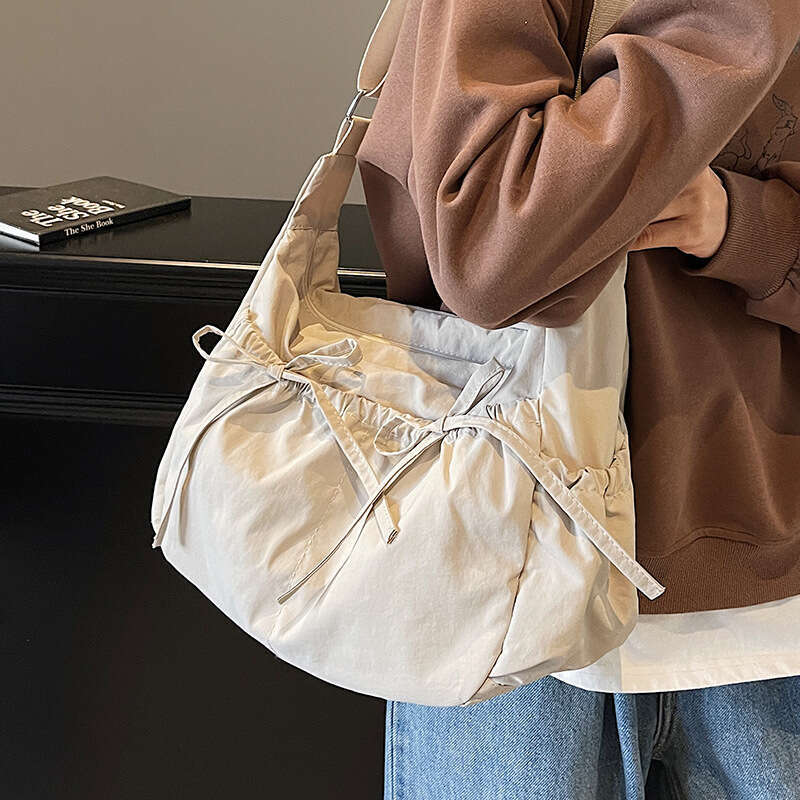 Casual Wrinkled Tote Large Capacity Lightweight Travel Class Commute Crossbody Women's Bag