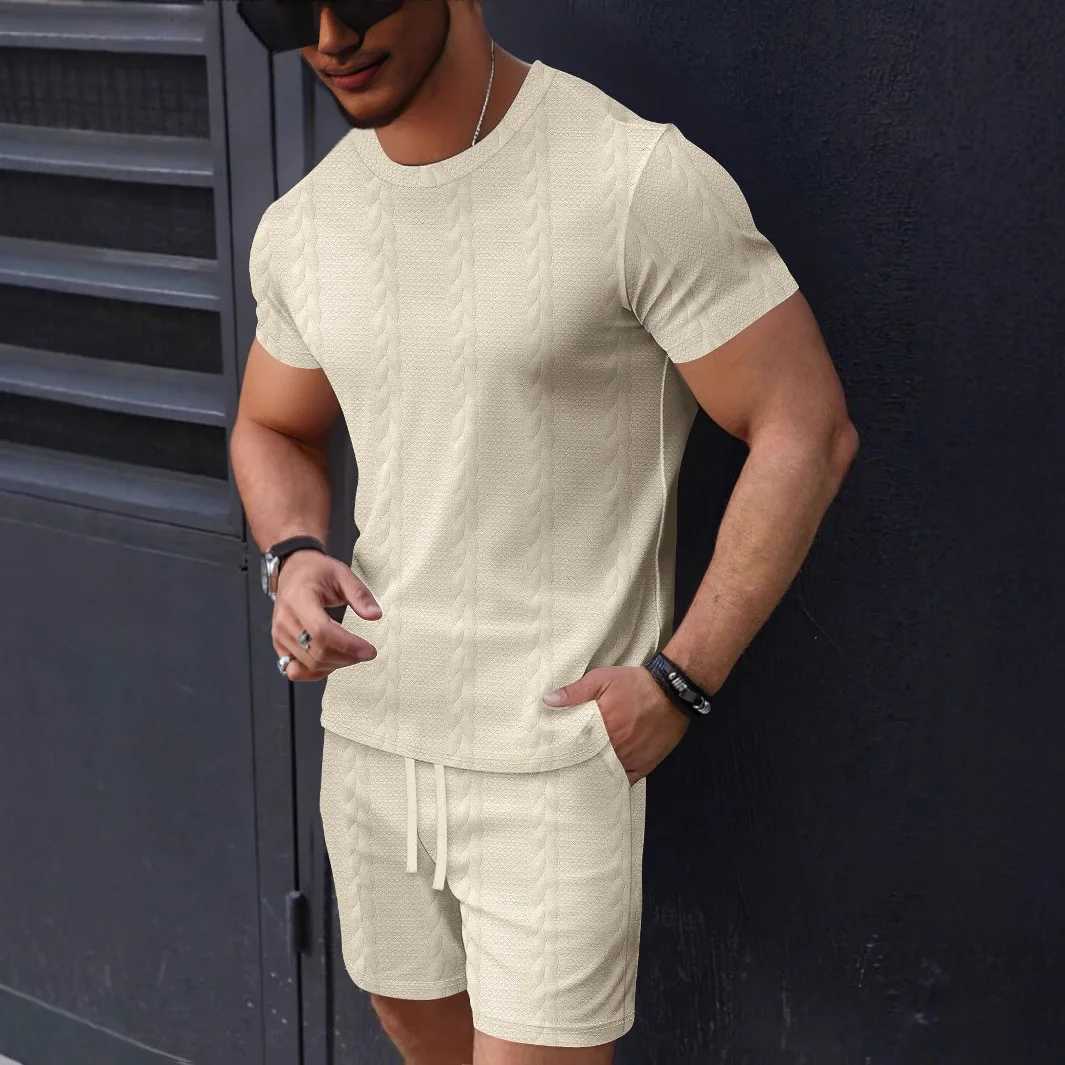 2025 Summer Fashion New Mens Solid Color Jacquard Set Casual Round-Neck Short-Sleeved Drawstring Shorts Two-Piece Set W250609