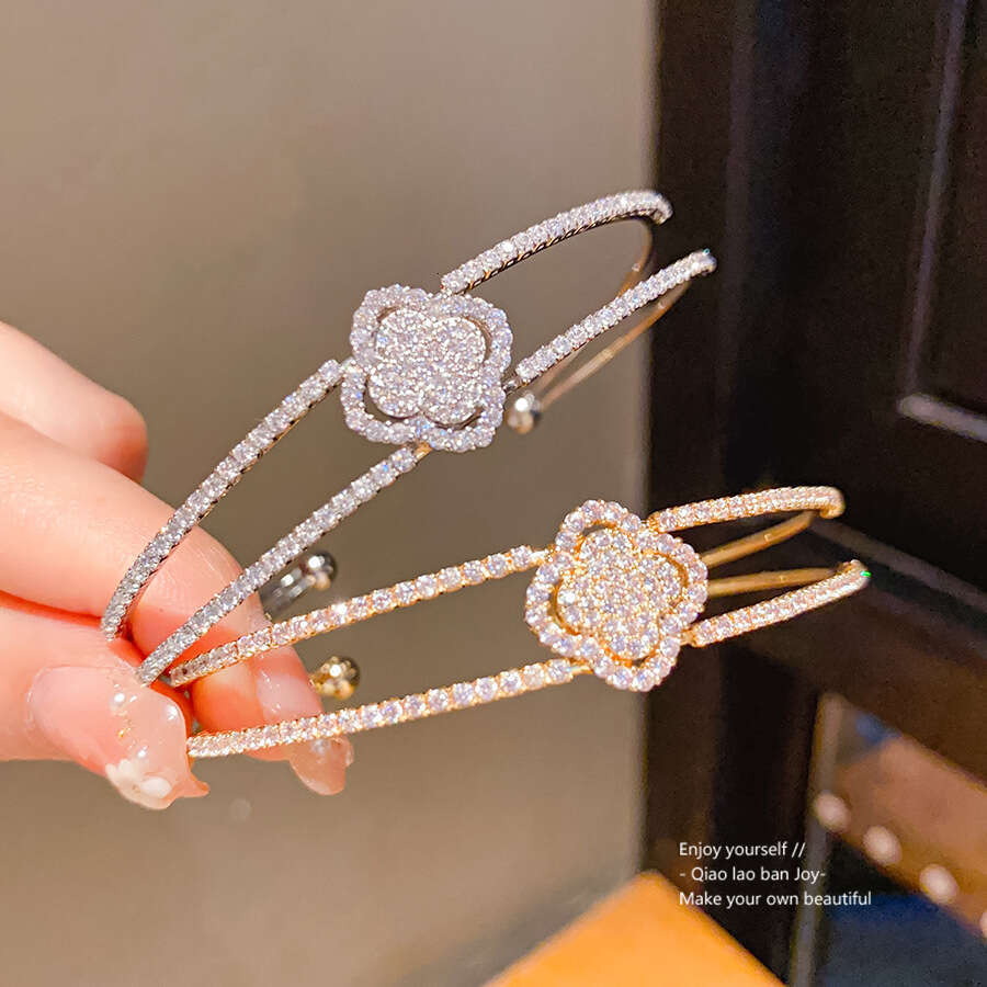 designer bracelet Zircon Lucky Clover Double Layer Open Light High-end Fashion Temperament Bracelet Palace Style Jewelry for Women with gift box