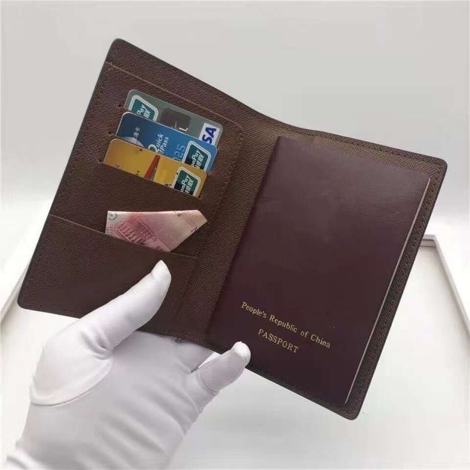 high quality 5A Holders Passport booklet women Brown flowers wallets leather passport cover brand credt card holder men business wallet carteira masculina With box