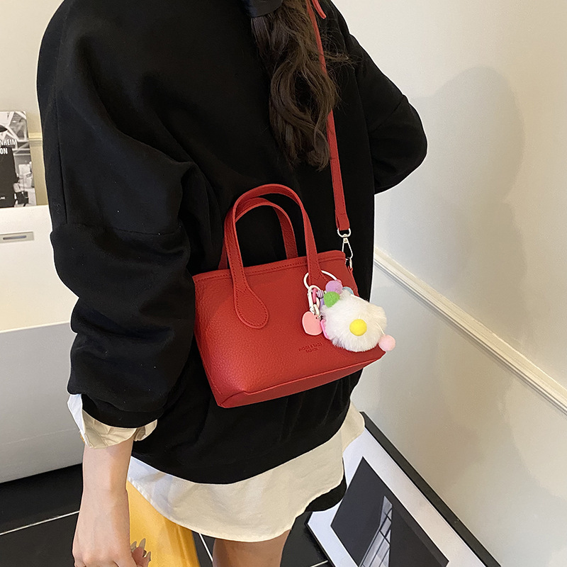 designer Minimalist Fashion Bag Women's Bucket Bag 2025 New Spring Summer Versatile Casual Handbag Shoulder Crossbody Bag