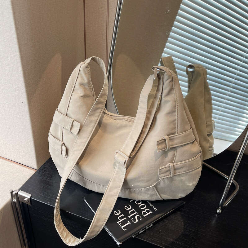 New Korean and Japanese Style Crescent Dumpling Large Capacity Casual Solid Color Shoulder for Work Commute Trendy Crossbody Bag