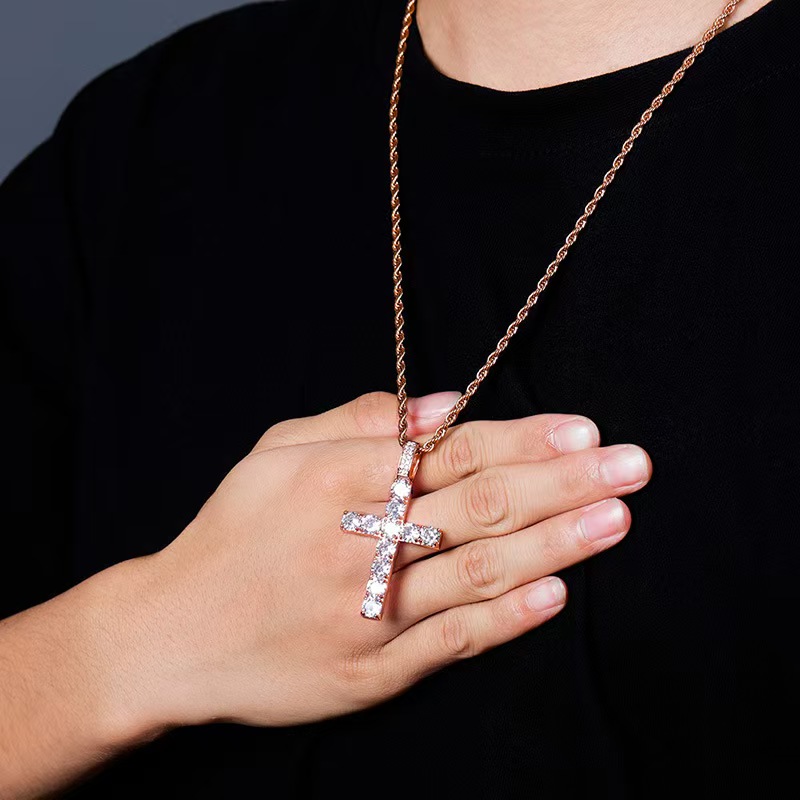 Designer Tennis Fashion Cross Hip Hop Cuban Chain Inlaid High End Zircon Pendant Necklace The style suitable for both men and women is fashionable and