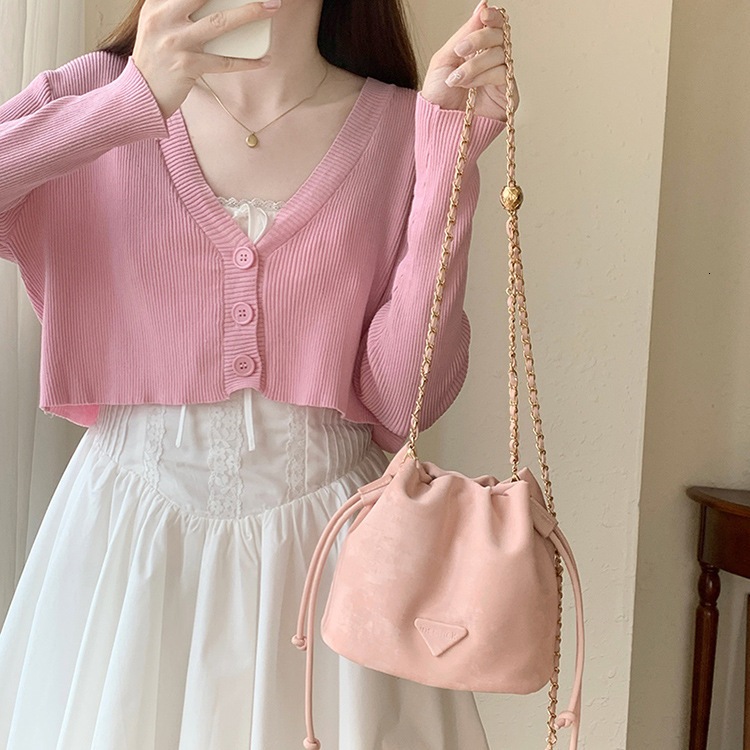 designer Girly Pink Crossbody Bucket Bag for Women 2025 New High-Value Drawstring Chain Shoulder Bag Versatile Small Bag